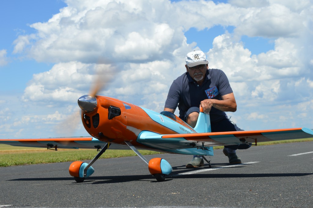 Serge retient les chevaux du New Little N°22