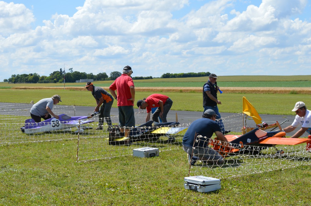 Préparation d'une seconde serie un Cassutt Cup