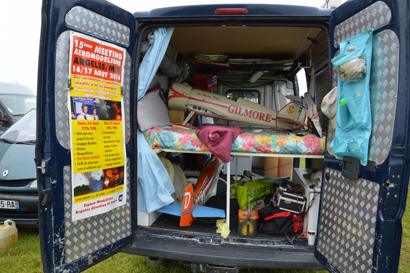 Avec 7 modèles c'etait PLEIN ..Plein Plein....