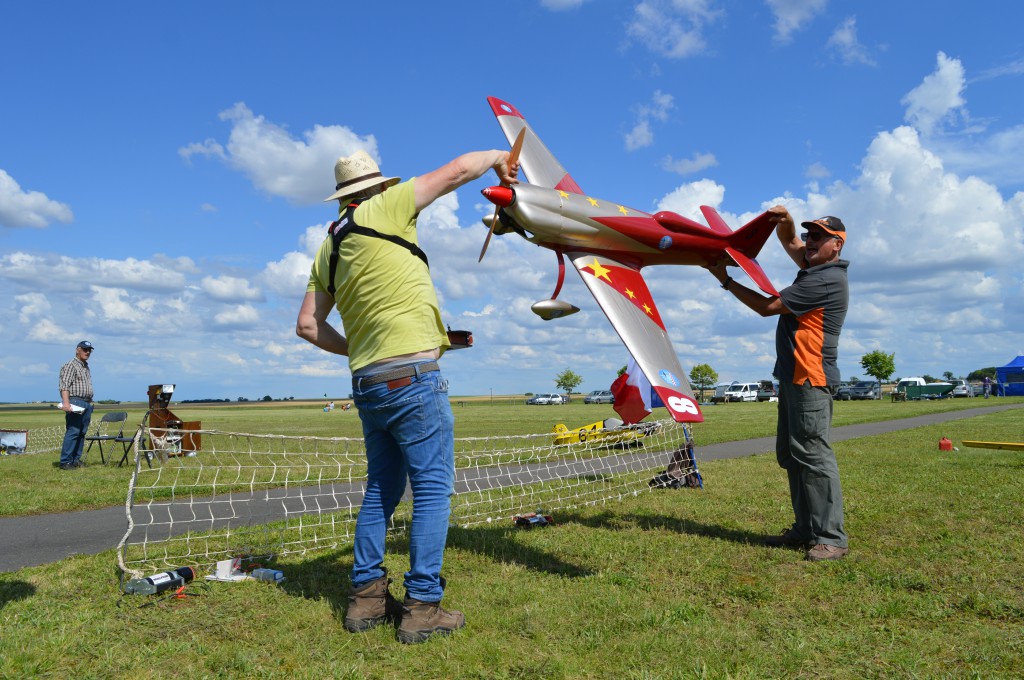 En présentation , le Little Big N°8  de Jean Jacques Ovrel
