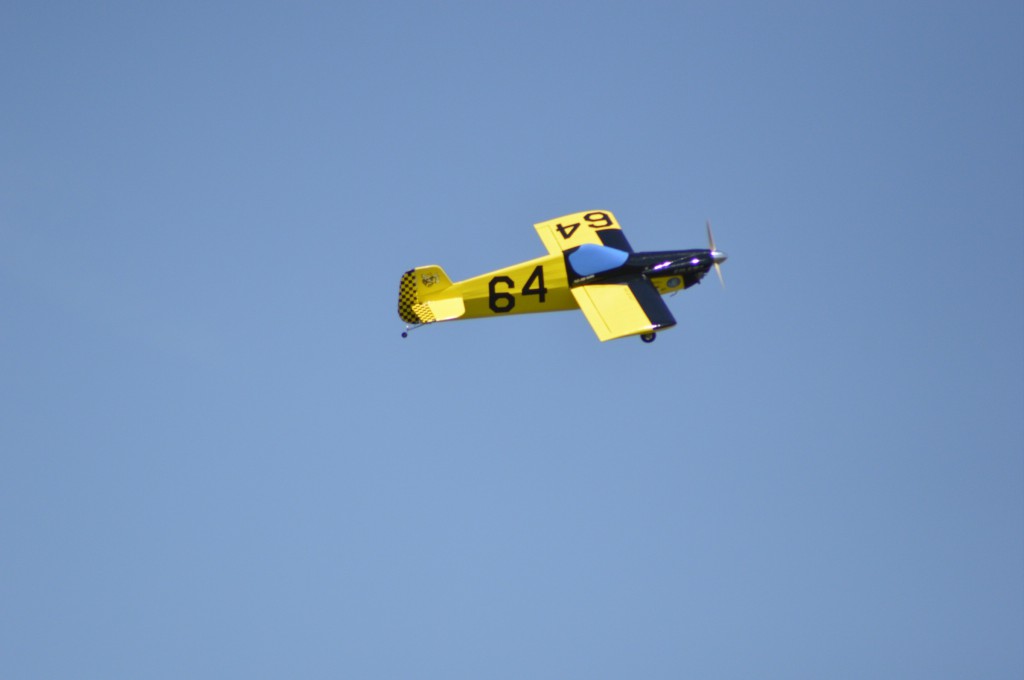 Le Cassutt N°64 a toujours  ses 2 roues pour le final