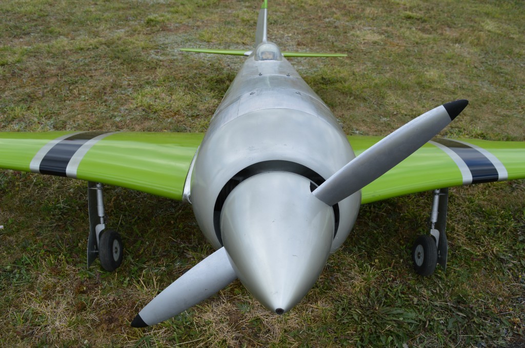 Le joli cone  du YAK 11