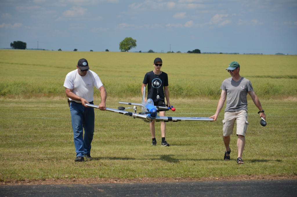 Petit problème de train  pour le P51 Mustang
