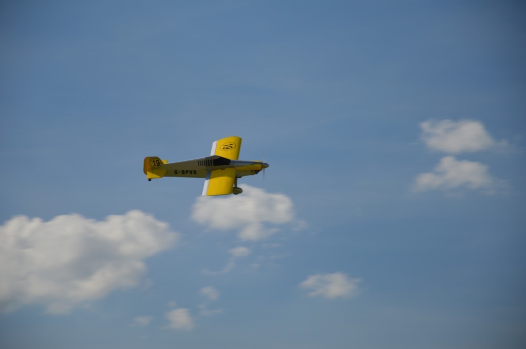 départ lancé , le cassutt de claude fonce vers le 1er pylone