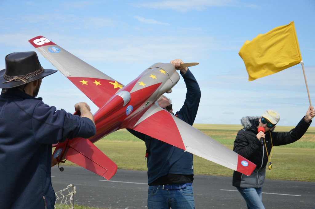 Présentation aux juges du Little Big N°8 