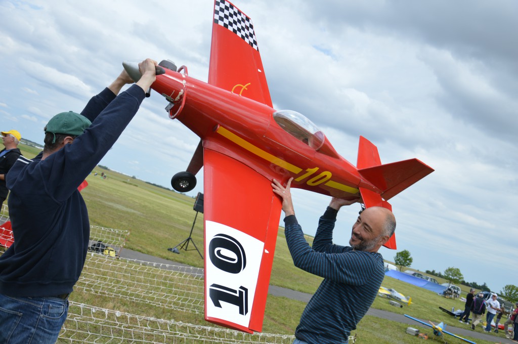 Présentation aux juges Drapeaux ... le N°10 