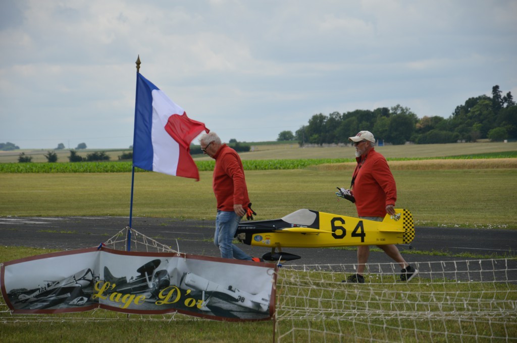 Retour sans encombre , mais c'etait chaud pour le N° 64