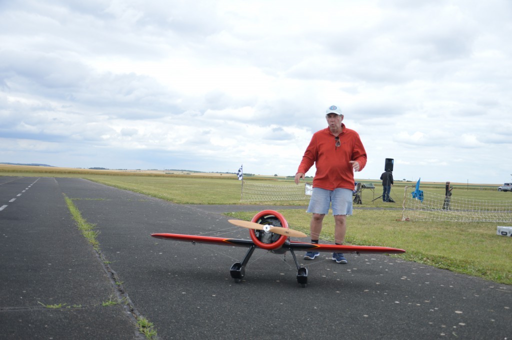 Encore un célèbre  avion de l'age d'or de l'aviation