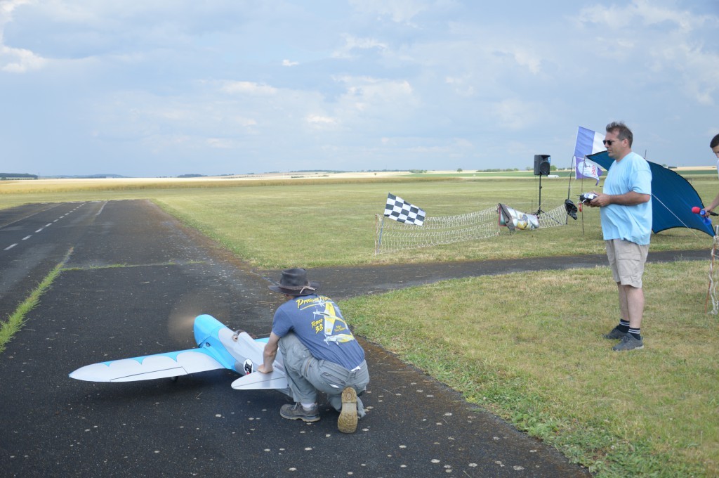 Eric au point fixe du Gee Bee  N°56 de Vincent