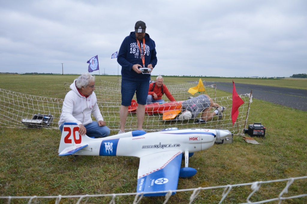  Série UNLIMITED , le N°20 de Jean Fabien 