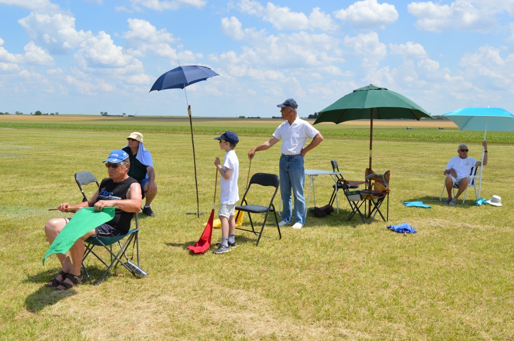 Le Ptit galoupiot  au drapeau rouge n'a pas loupé un seul passage de ses  modeles