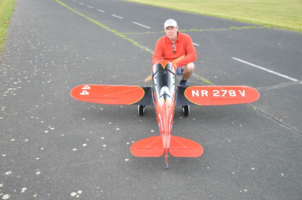 Patrick et Son Wedell Williams au N°44