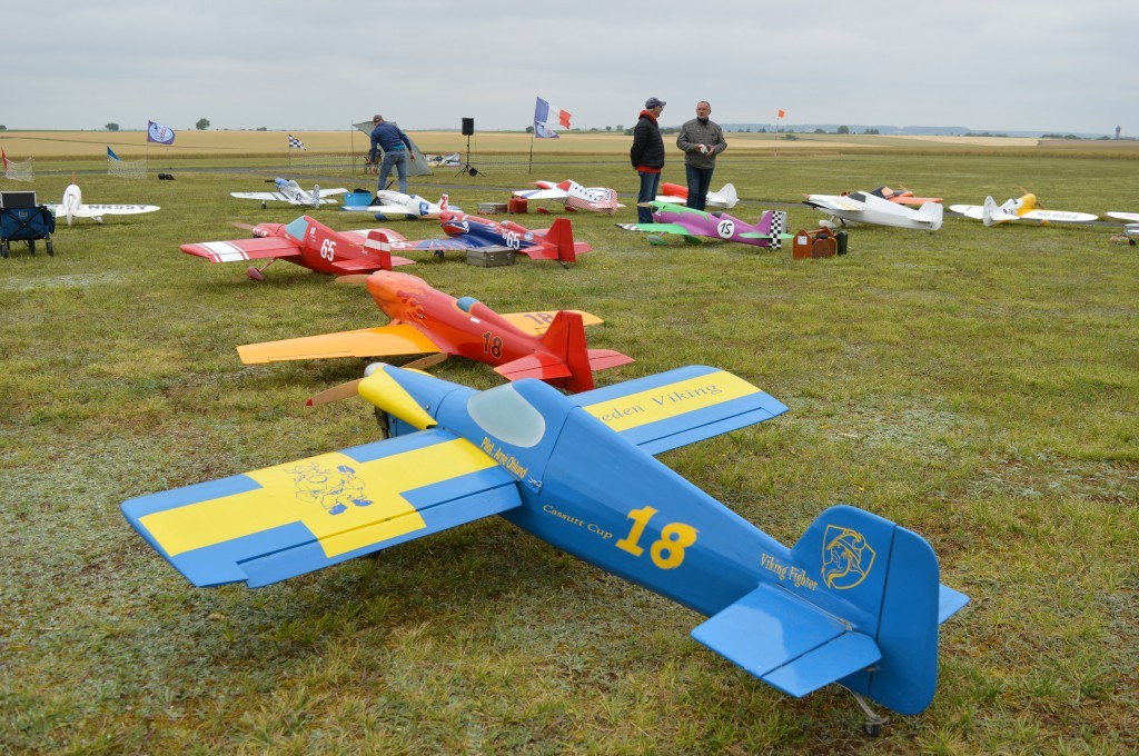Au premier plan , les deux avions de Franck Baudin