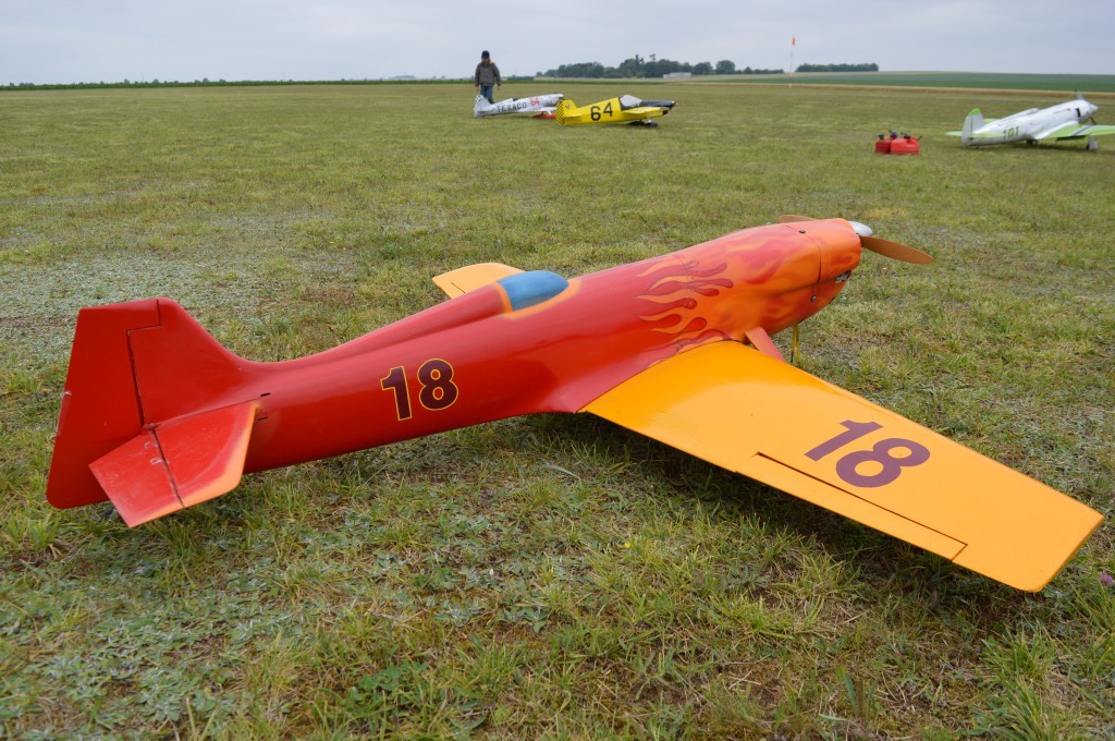 Fuselage fibre pour ce little N°18 de franck