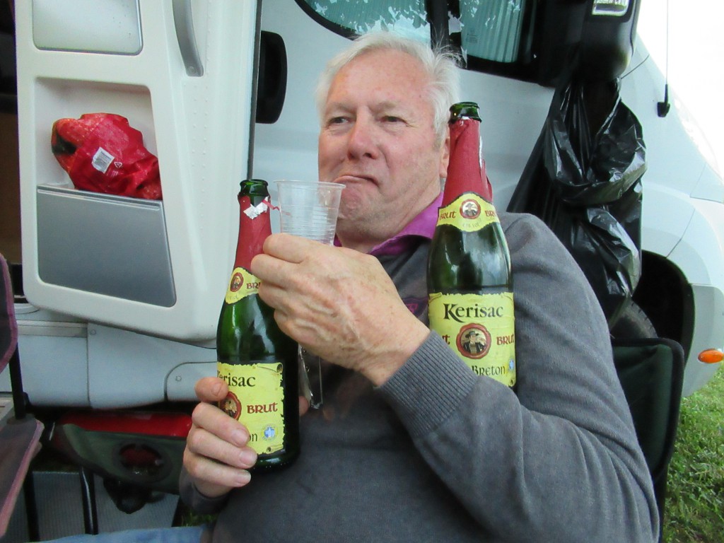 ça va de soit.. Cidre Brut pour tout le monde .... a dit  Jean jacques..