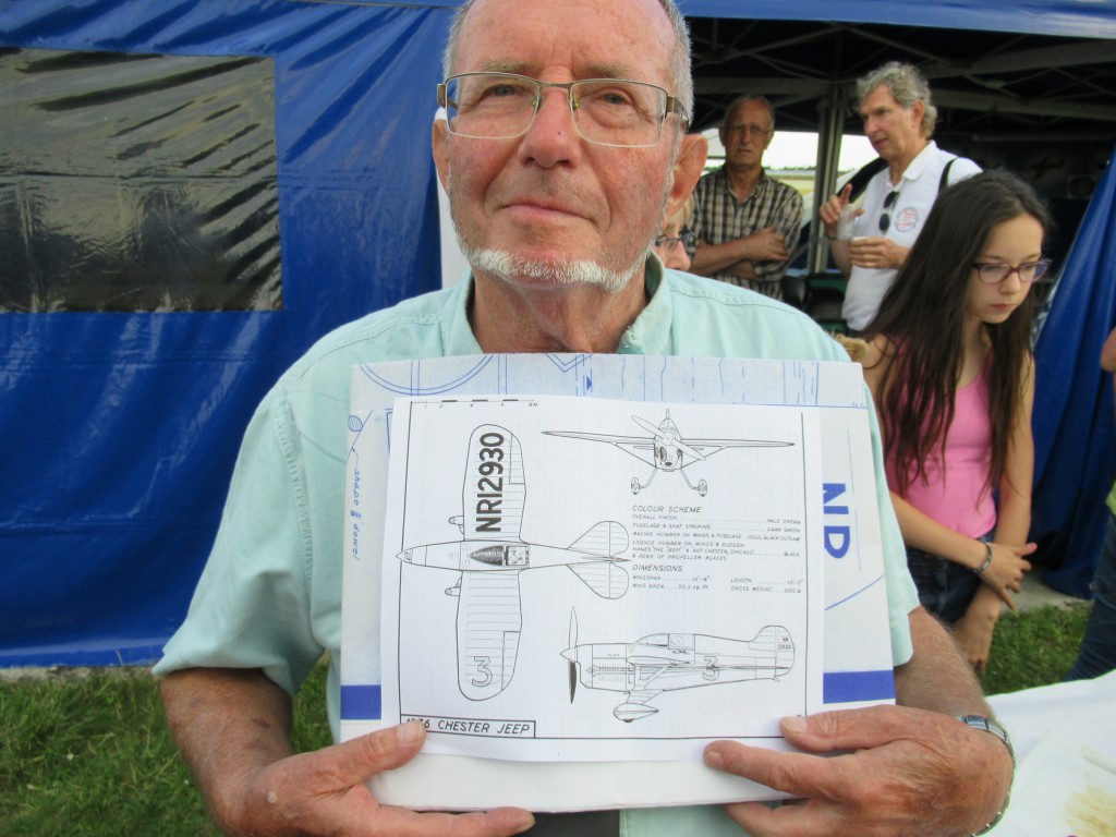 Au Nom  du PRGM  Cadeau remis a Claude Baudet pour le MC du Poitou