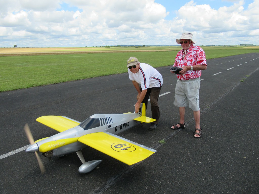 Claude Baudet assisté par  Pascal Rousseau